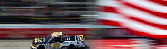 Christian Eckes compite con el Chevrolet Silverado No. 91 Adaptive One Calipers en Michigan International Speedway 2026
